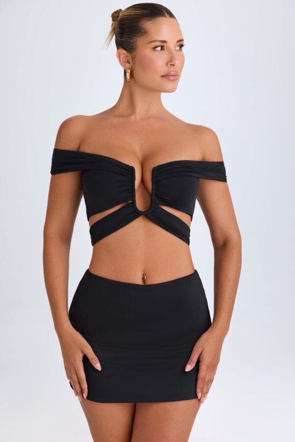 Mid-Rise Micro Mini Skirt in Black - Image 8