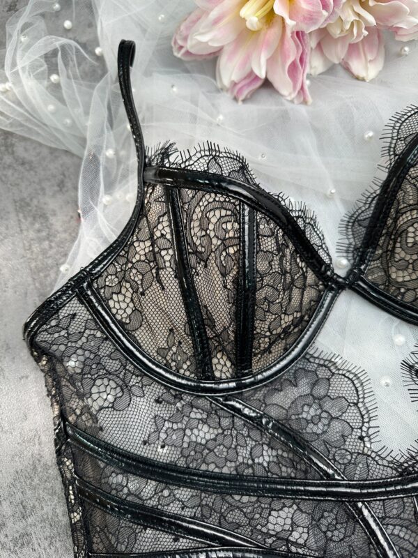 Seductive Black Patent Leather Lingerie Set - Image 10