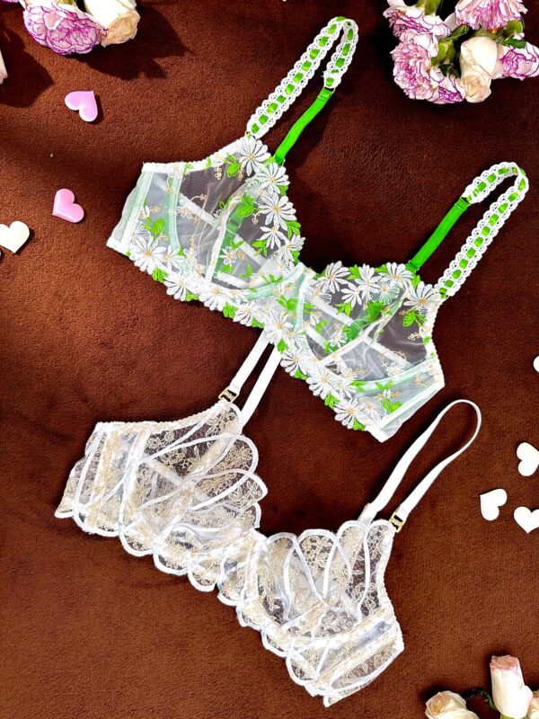 Heavenly Glow Radiance Luxe Lingerie Set - Image 16