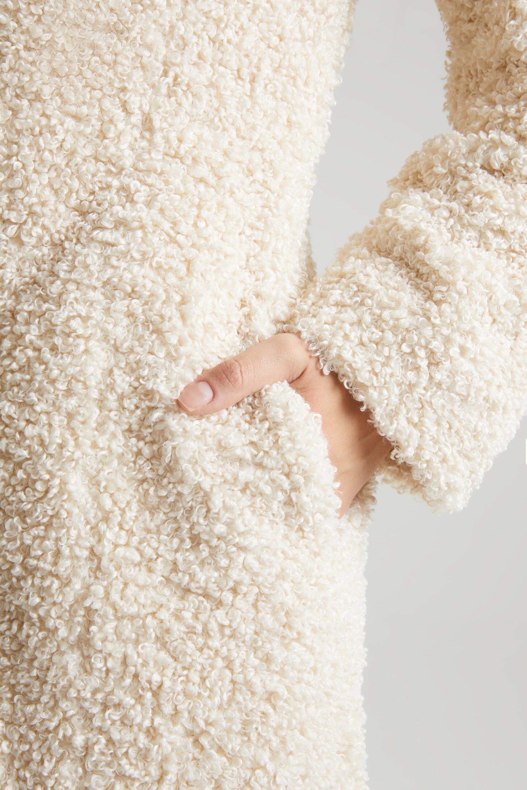 Long Shearling Coat in Cream - Image 5