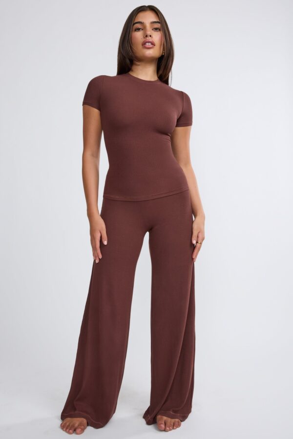 Mid Rise Wide Leg Trouser in Chocolate - Image 3