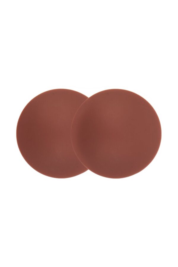 Reusable Silicone Nipple Covers in Chestnut - Image 2