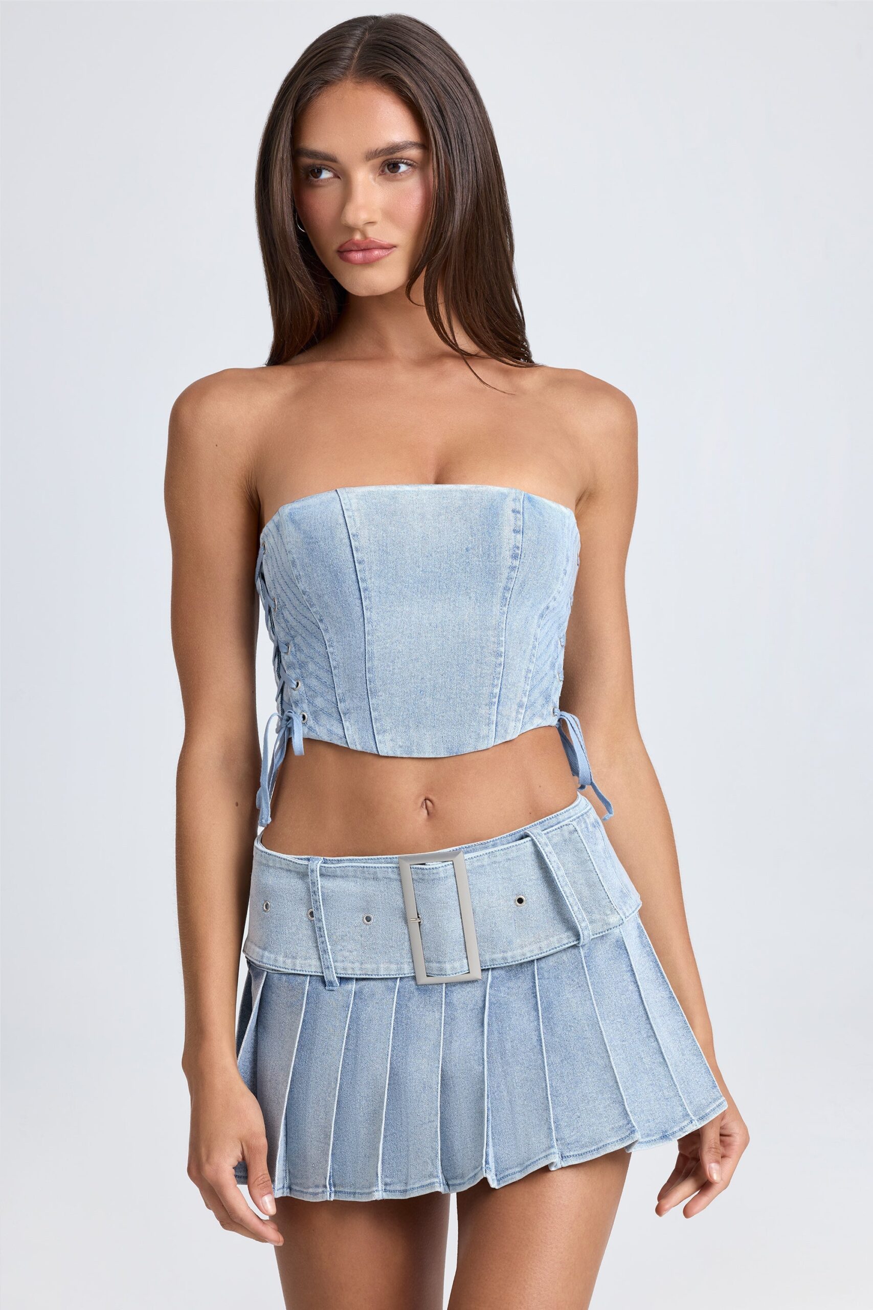 Belted Pleated Low-Rise Micro Mini Skirt in Light Blue Stonewash - Image 6