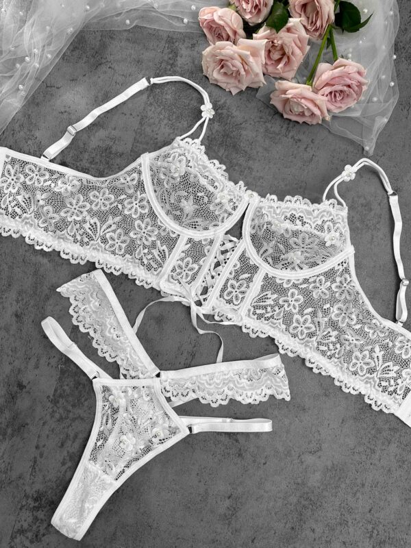 White Pearls Small Flower Lace Lingerie Set - Image 4