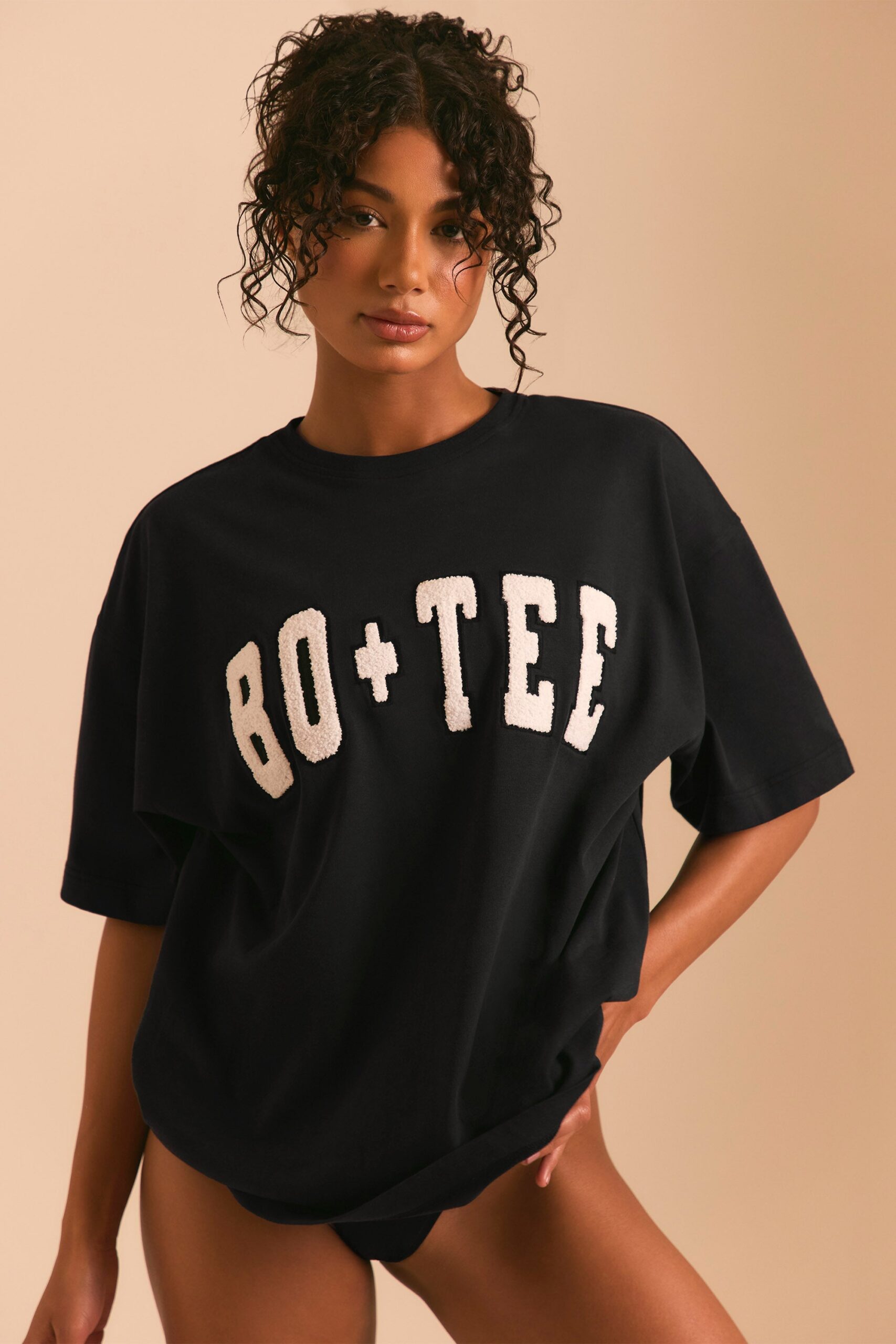 Oversized Short Sleeve T-Shirt in Black - Image 5