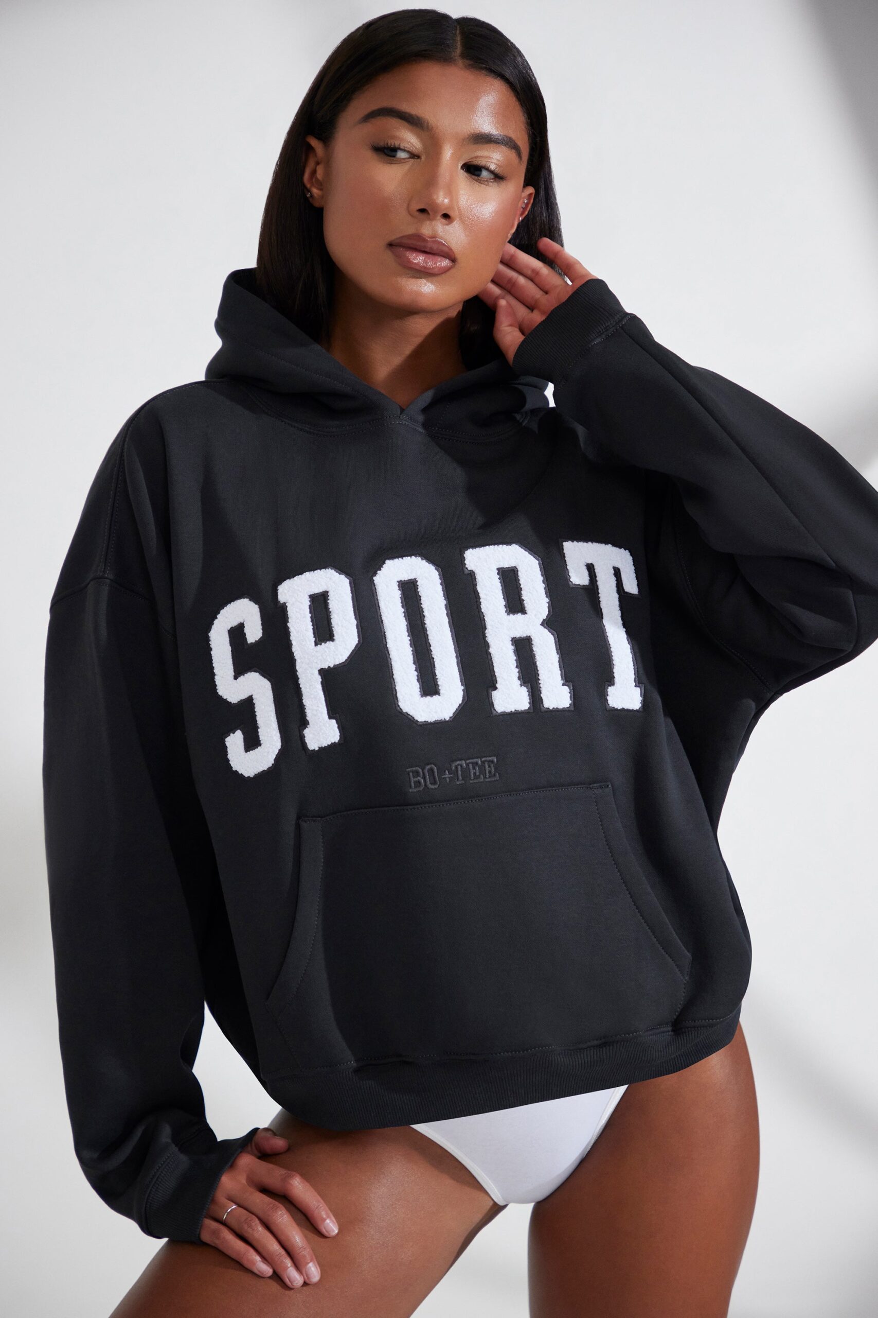 Oversized Hooded Sweatshirt in Black - Image 4