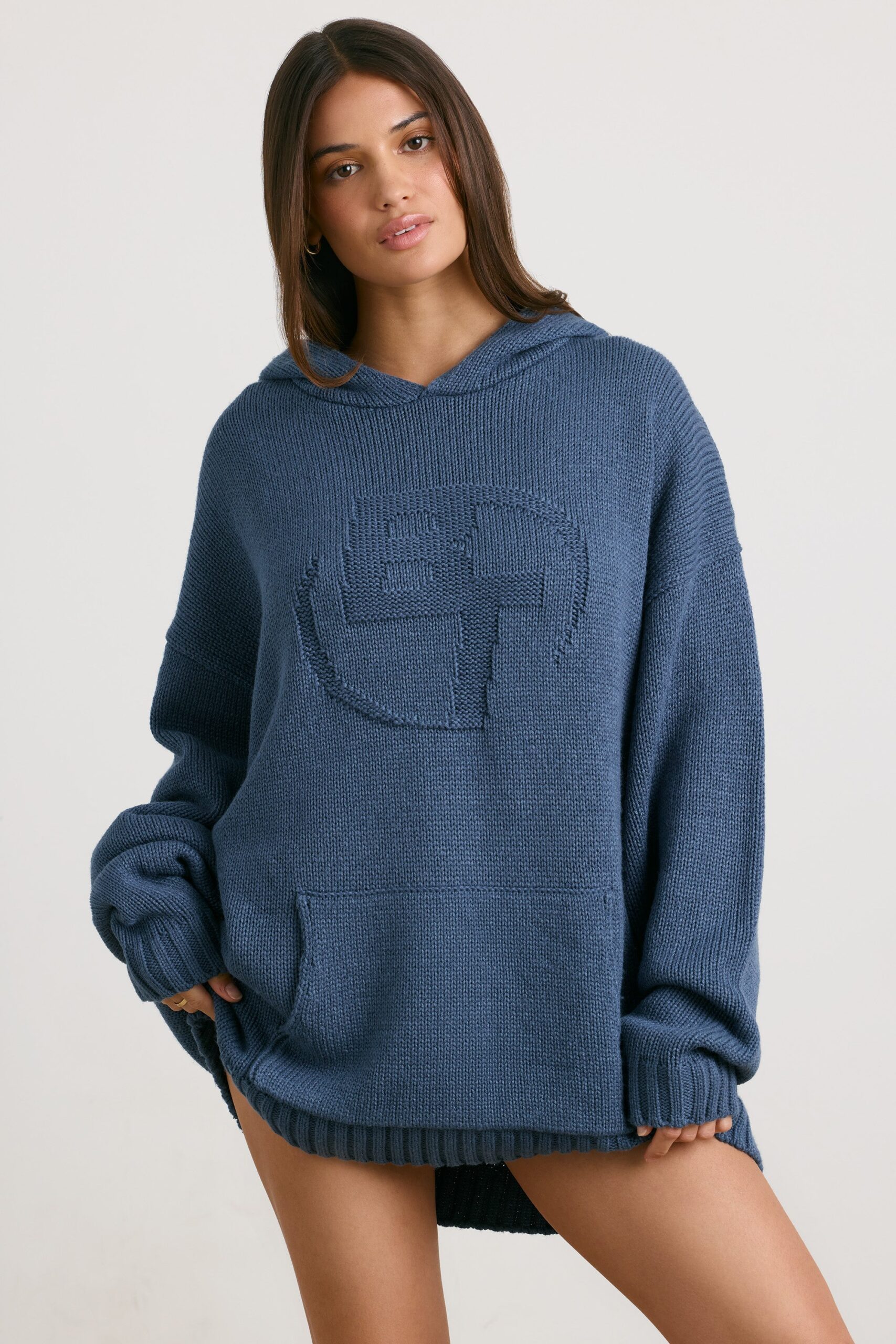 Oversized Chunky Knit Hoodie in Washed Navy - Image 11