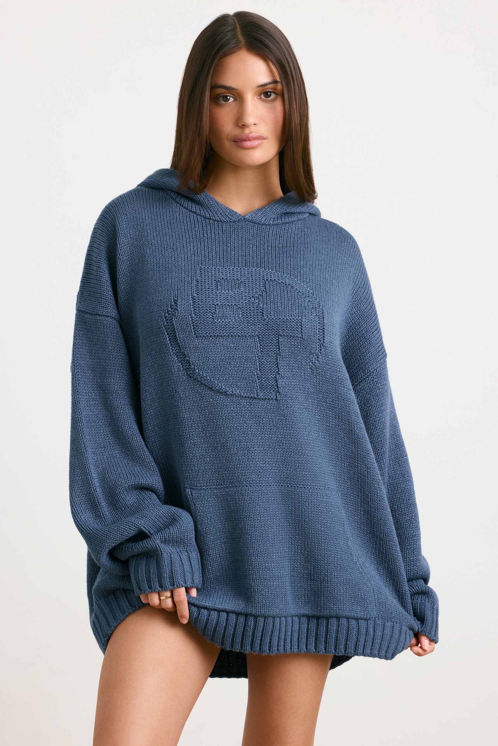 Oversized Chunky Knit Hoodie in Washed Navy - Image 5