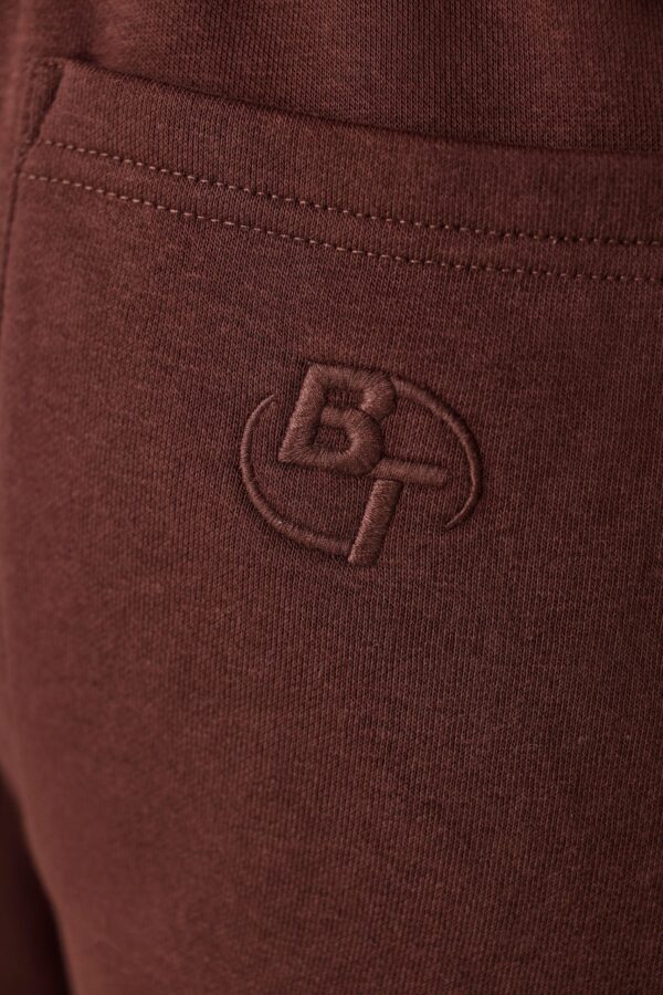 Mid-Rise Joggers in Mahogany - Image 4