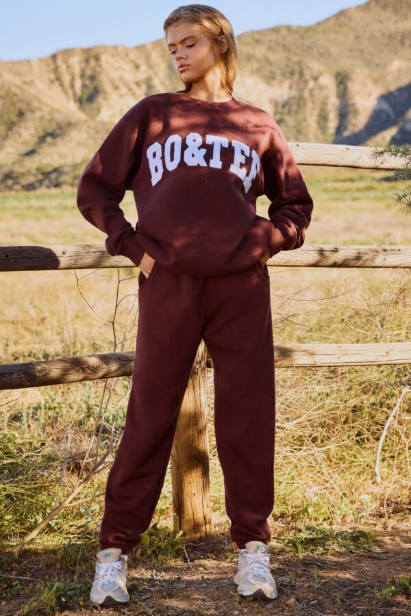 Mid-Rise Joggers in Mahogany - Image 5
