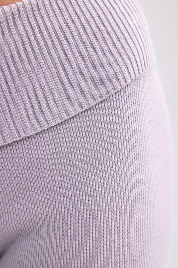 Petite Fold Over Kick Flare Chunky Knit Trousers in Dusty Lavender - Image 4