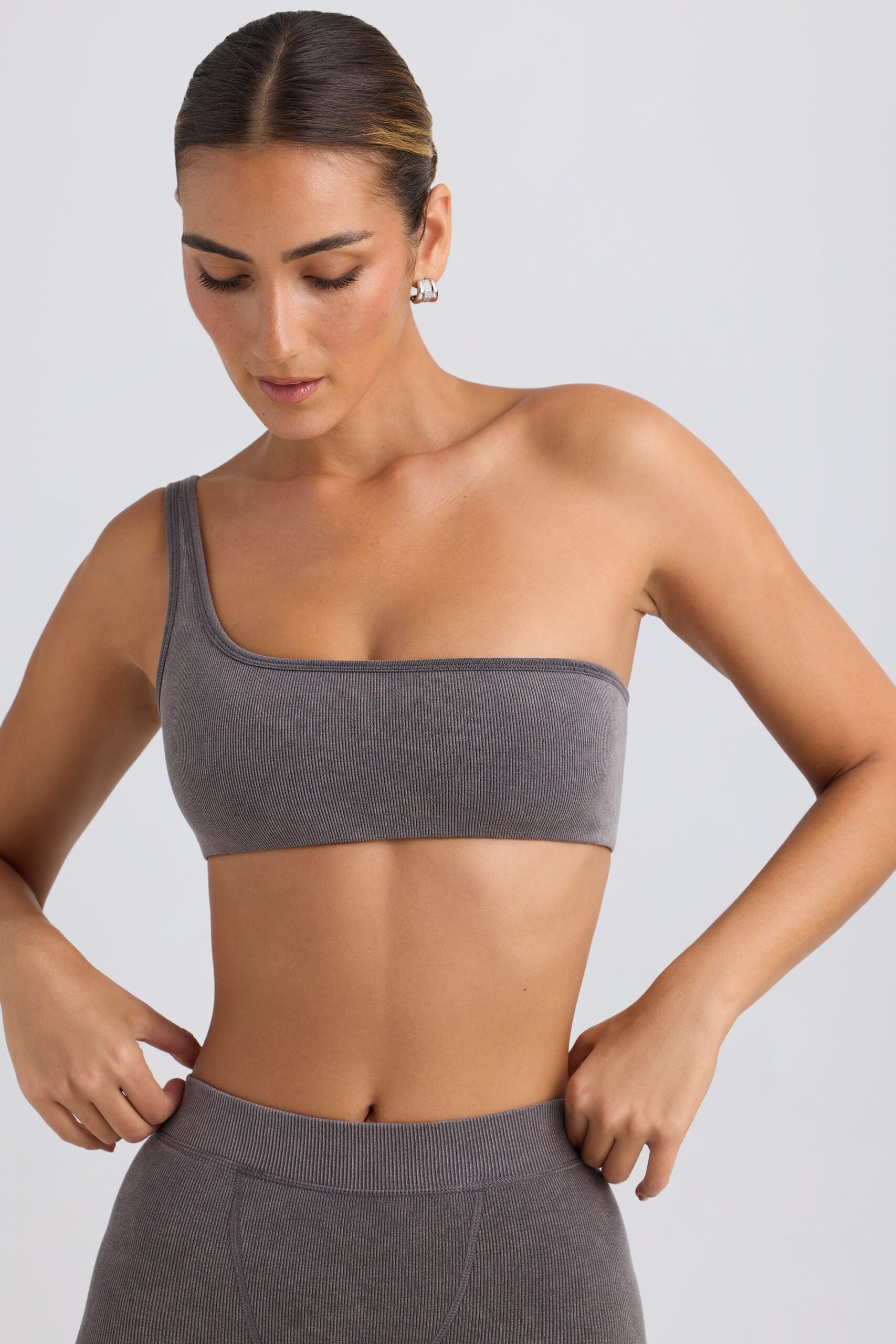 One-Shoulder Sports Bra in Washed Charcoal - Image 5