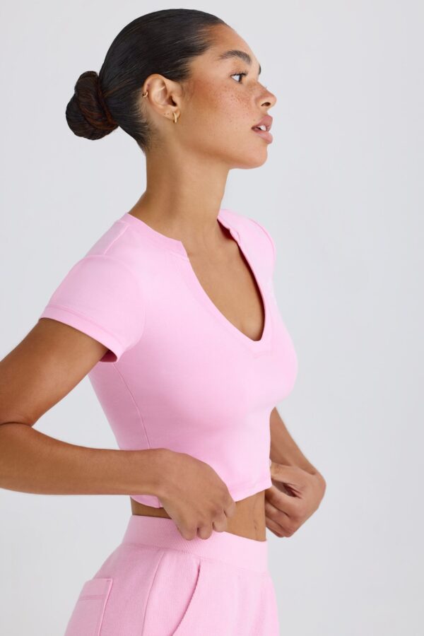 Graphic-Print Cropped T-Shirt in Bubblegum Pink - Image 3