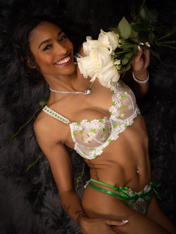 Lovely Daisy  Lace Lingerie Set - Image 3