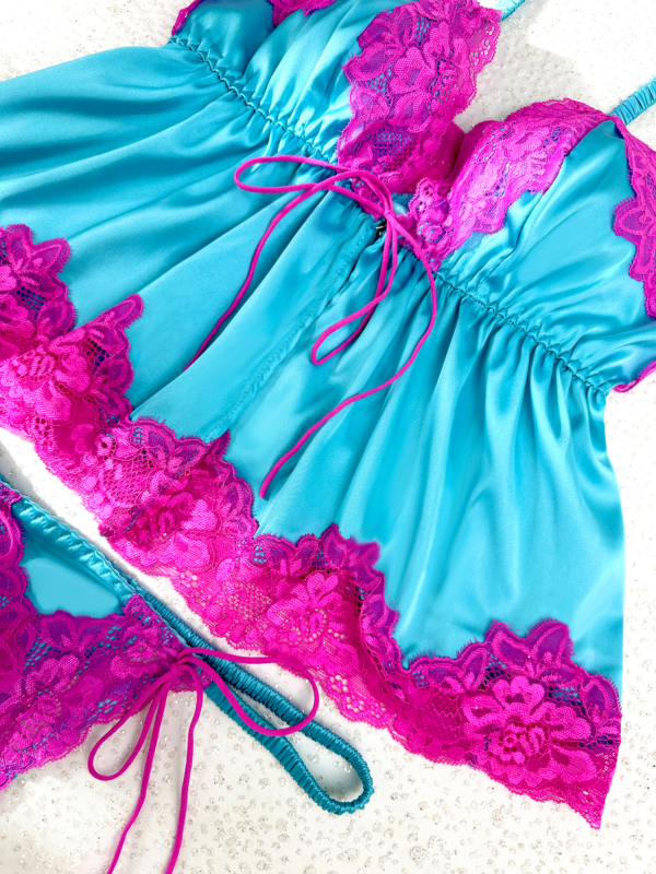 Pink Lace & Blue Silk Contrast Lingerie Set - Image 8