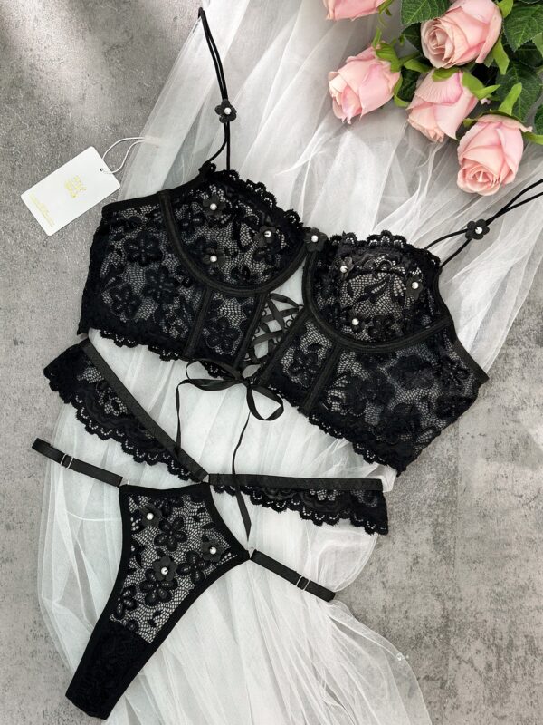 Black Pearls Small Flower Lace Lingerie Set - Image 12