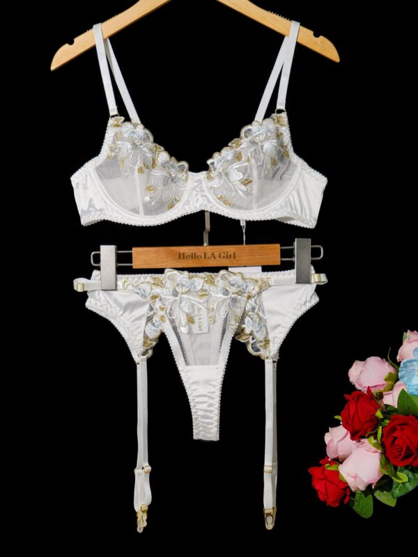 White &Gold Thread Embroidered Lingerie Set - Image 13