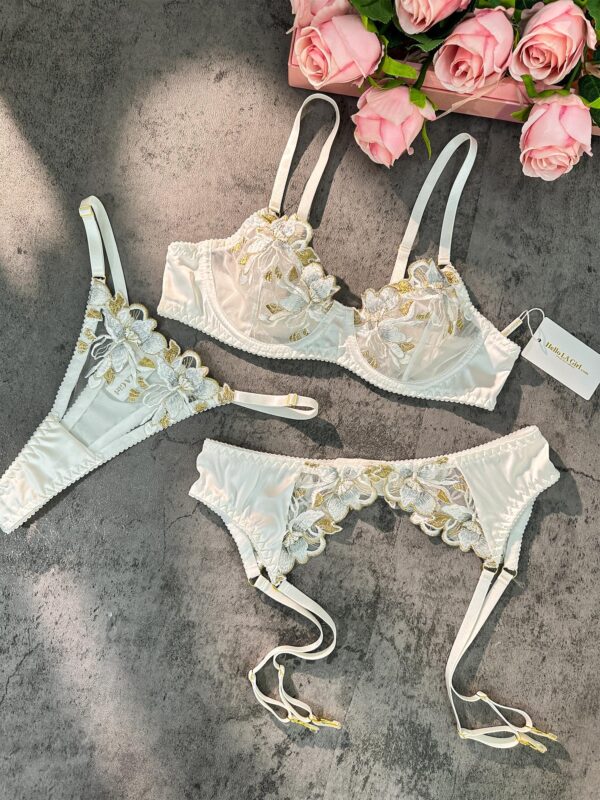 White &Gold Thread Embroidered Lingerie Set - Image 14