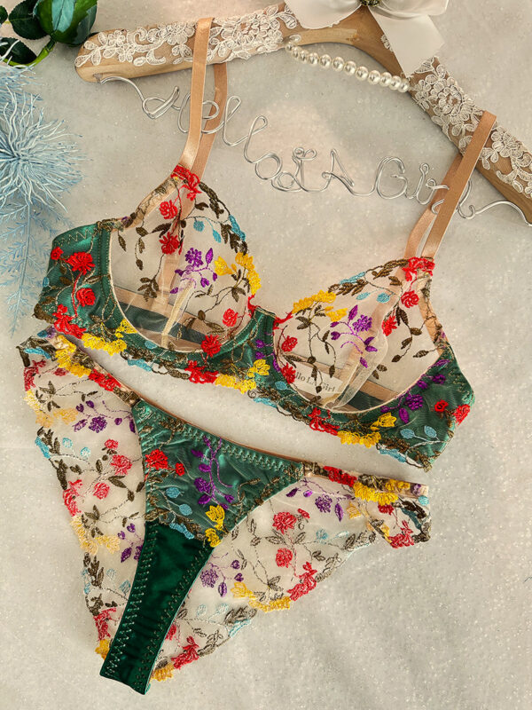Green Floral Embroidery Lingerie Set - Image 2