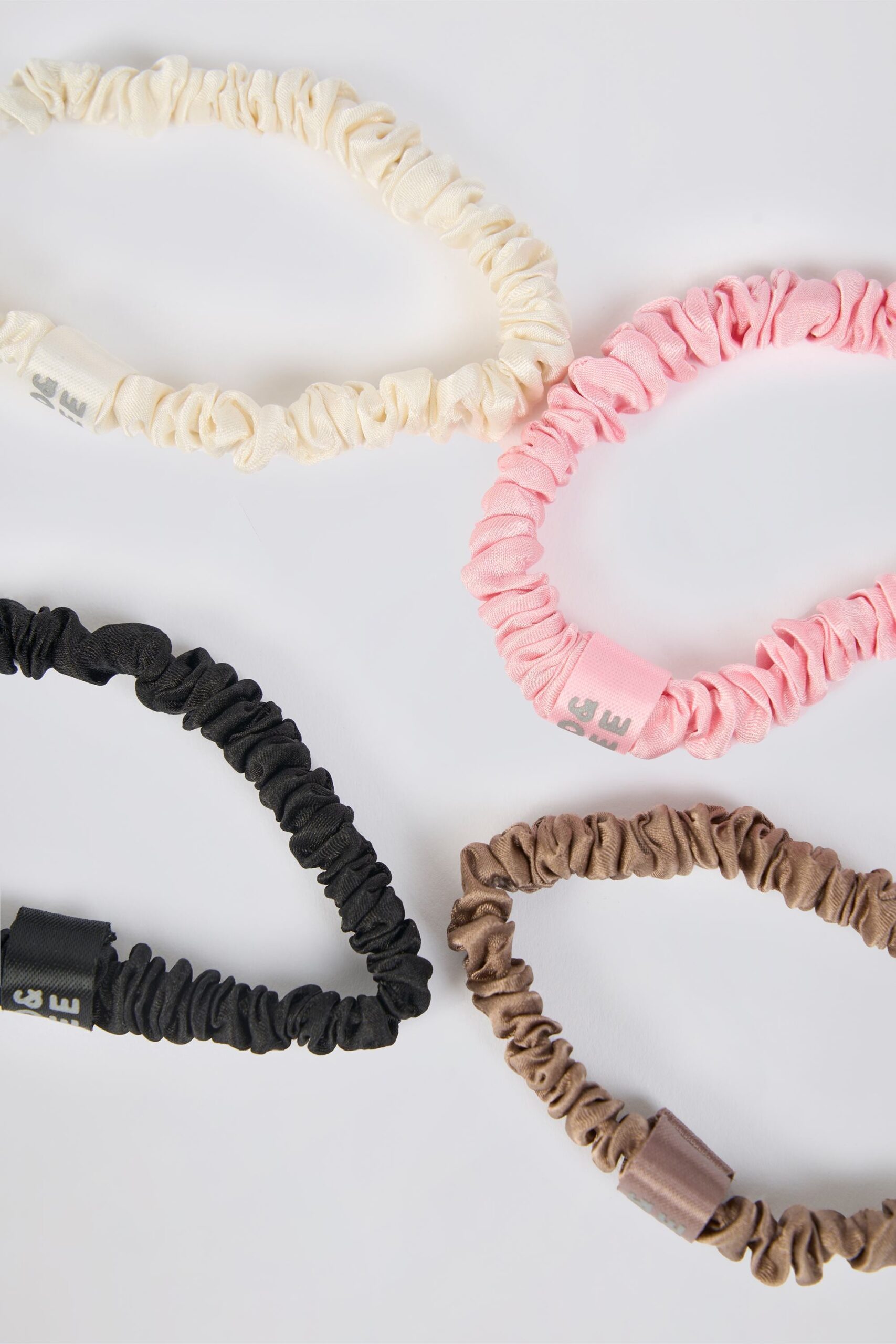 Pack of 4 Silk Scrunchies - Image 5