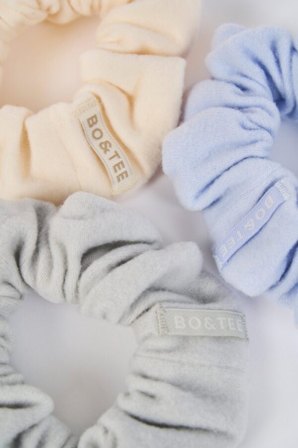 Pack of 3 Oversized Scrunchies - Image 3