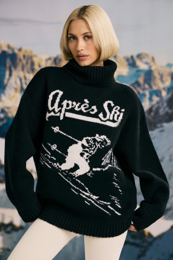Oversized Chunky-Knit Turtleneck Jumper in Black - Image 9